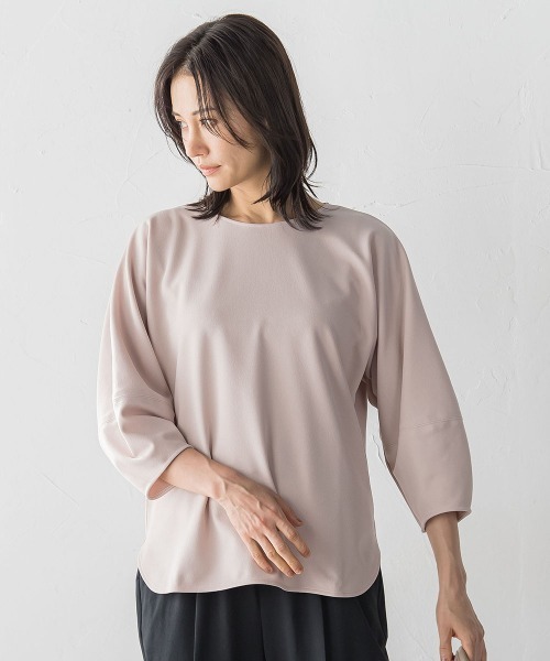LAUTREAMONT（ロートレアモン）の「【WEB限定】フォルムスリーブバックジップトップス≪洗濯機で洗える≫（Tシャツ/カットソー・レディース・ベージュ/ブラック/ピンク・9号）」の3枚目の写真