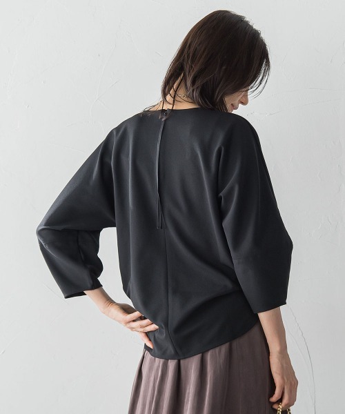 LAUTREAMONT（ロートレアモン）の「【WEB限定】フォルムスリーブバックジップトップス≪洗濯機で洗える≫（Tシャツ/カットソー・レディース・ベージュ/ブラック/ピンク・9号）」の21枚目の写真