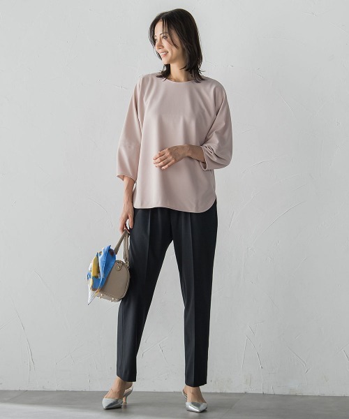 LAUTREAMONT（ロートレアモン）の「【WEB限定】フォルムスリーブバックジップトップス≪洗濯機で洗える≫（Tシャツ/カットソー・レディース・ベージュ/ブラック/ピンク・9号）」の17枚目の写真