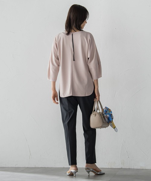 LAUTREAMONT（ロートレアモン）の「【WEB限定】フォルムスリーブバックジップトップス≪洗濯機で洗える≫（Tシャツ/カットソー・レディース・ベージュ/ブラック/ピンク・9号）」の14枚目の写真
