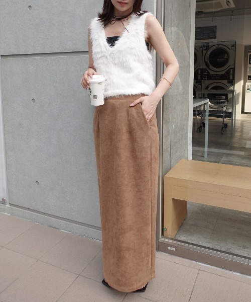 CORNERS(コーナーズ)の「フェザーヤーンVネックベスト(ベスト・レディース・チャコールグレー/オフホワイト/グレー/ライトベージュ・M)」の20枚目の写真