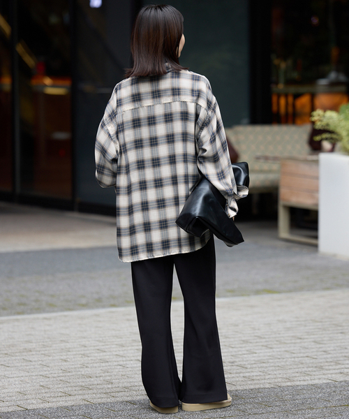 SLOBE IENA（スローブイエナ）の「《追加》ビエラチェックルーズシャツ（シャツ/ブラウス・レディース・ブルー/ブラウン・FREE）」の14枚目の写真