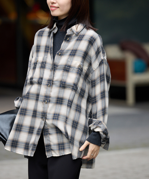 SLOBE IENA（スローブイエナ）の「《追加》ビエラチェックルーズシャツ（シャツ/ブラウス・レディース・ブルー/ブラウン・FREE）」の16枚目の写真