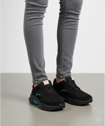 DUSK STUDIO（ダスクスタジオ）の「UrbanGlide（スニーカー）」