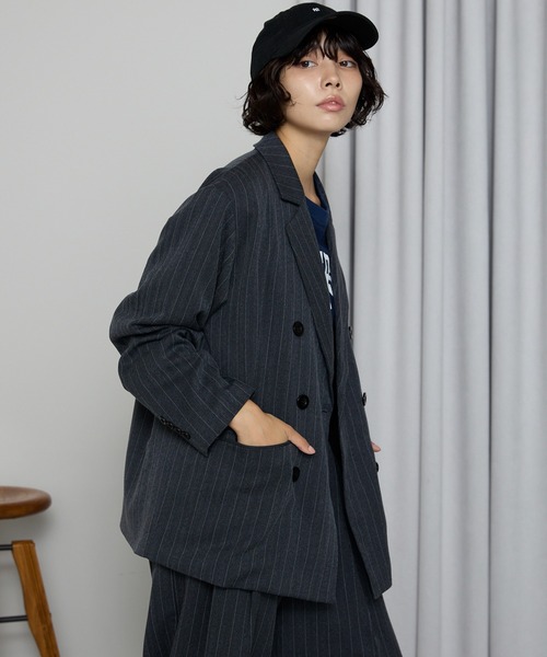SOTT(ソット)の「Double-Breasted Tailored Jacket / ダブルブレストテーラードジャケット(テーラードジャケット・レディース・ストライプ/チャコールグレー・FREE)」の16枚目の写真