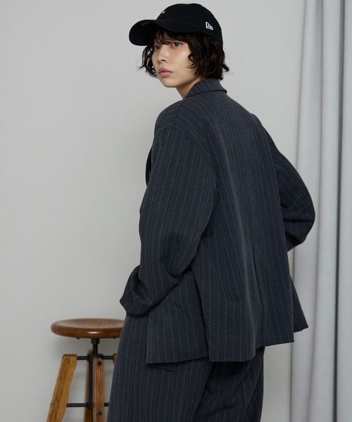 SOTT(ソット)の「Double-Breasted Tailored Jacket / ダブルブレストテーラードジャケット(テーラードジャケット・レディース・ストライプ/チャコールグレー・FREE)」の17枚目の写真