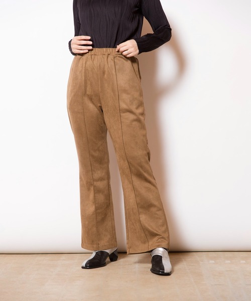 OSMOSIS(オズモーシス)の「セミフレアーバックスリットパンツ(その他パンツ・レディース・ブラック/グレイッシュベージュ/チャコール/バーガンディー/ブラウン・ONE SIZE)」の22枚目の写真