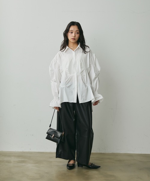 Lunea(ルネア)の「レザーコクーンワイドパンツ(その他パンツ・レディース・ブラウン/ブラック・M/L)」の18枚目の写真