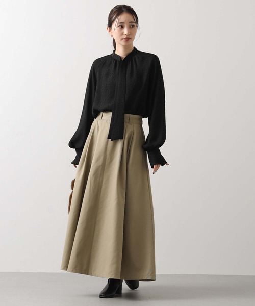 Gready Brilliant（グレディブリリアン）の「ＬＵシアー花ジャガードタイブラウス（シャツ/ブラウス・レディース・アイボリー/ブラック・38）」の18枚目の写真