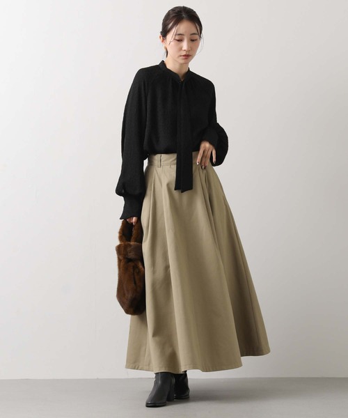 Gready Brilliant（グレディブリリアン）の「ＬＵシアー花ジャガードタイブラウス（シャツ/ブラウス・レディース・アイボリー/ブラック・38）」の21枚目の写真