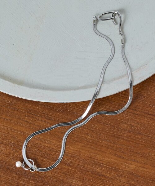 BEARDSLEY(ビアズリー)の「スネークチェーンネックレス(ネックレス・レディース・シルバー・FREE)」の4枚目の写真