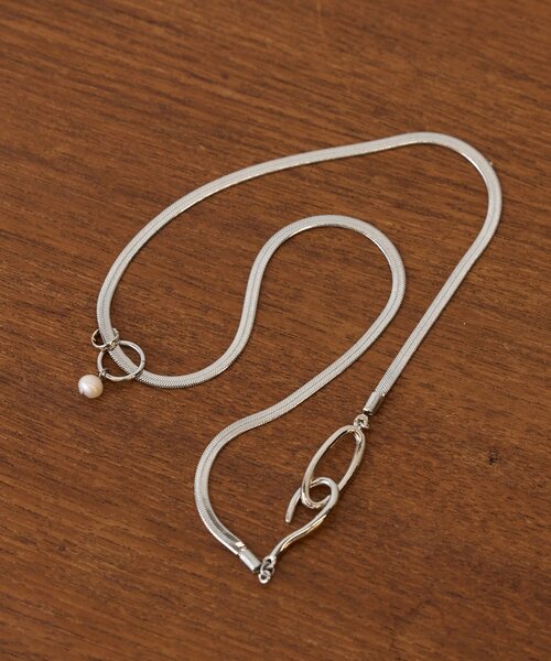 BEARDSLEY(ビアズリー)の「スネークチェーンネックレス(ネックレス・レディース・シルバー・FREE)」の5枚目の写真