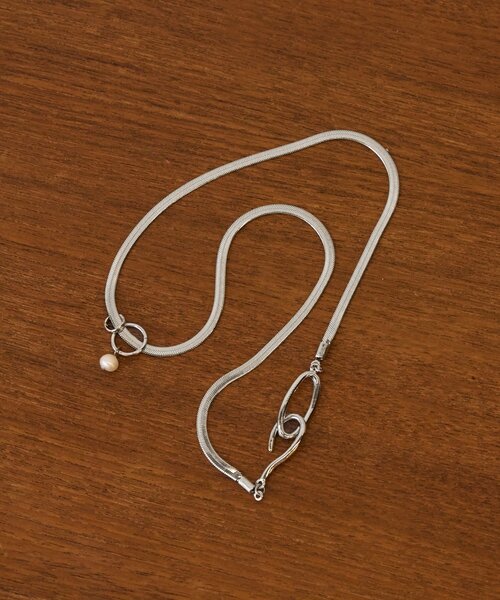 BEARDSLEY(ビアズリー)の「スネークチェーンネックレス(ネックレス・レディース・シルバー・FREE)」の6枚目の写真