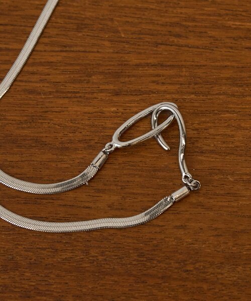 BEARDSLEY(ビアズリー)の「スネークチェーンネックレス(ネックレス・レディース・シルバー・FREE)」の8枚目の写真