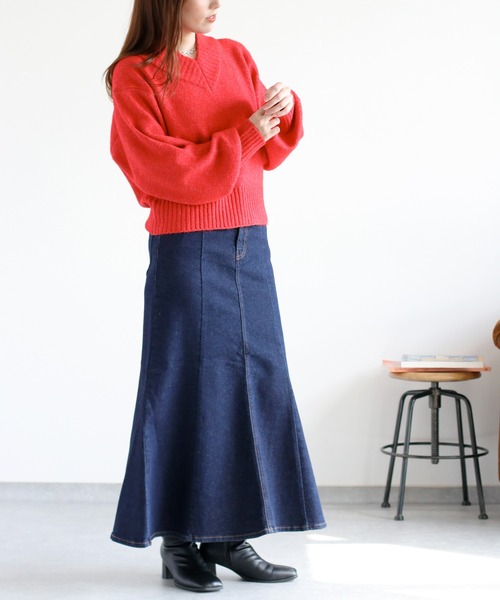 cepo(セポ)の「ウール混Vネックソデボリュームニットプルオーバー(ニット/セーター・レディース・オフホワイト/カーキ/レッド/チャコール・M)」の8枚目の写真