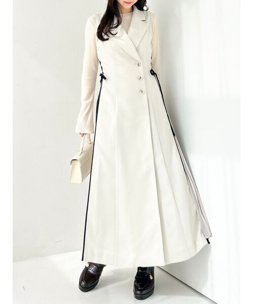 dazzlin（ダズリン）の「サイドプリーツテーラーワンピース（ワンピース・レディース・アイボリー/チャコールグレー/ブラウン/オフホワイト/グレー/その他1・SMALL/MEDIUM）」の3枚目の写真