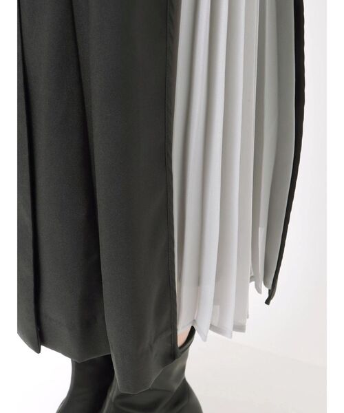 dazzlin（ダズリン）の「サイドプリーツテーラーワンピース（ワンピース・レディース・アイボリー/チャコールグレー/ブラウン/オフホワイト/グレー/その他1・SMALL/MEDIUM）」の22枚目の写真