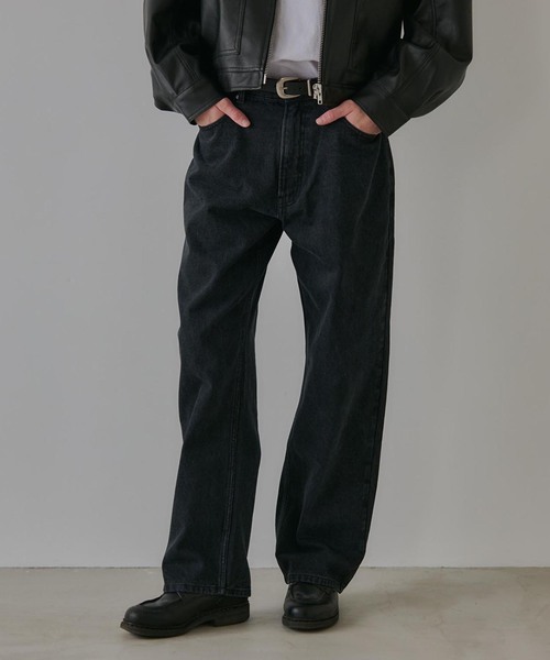 OSKR(オーエスケーアール)の「OSKR別注 ストレートデニムパンツ(デニムパンツ・メンズ・ブラック/ネイビー・MEDIUM/LARGE)」の5枚目の写真