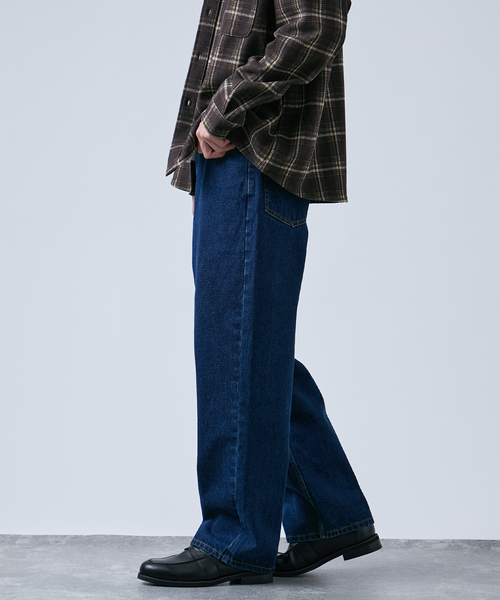 OSKR(オーエスケーアール)の「OSKR別注 ストレートデニムパンツ(デニムパンツ・メンズ・ブラック/ネイビー・MEDIUM/LARGE)」の20枚目の写真