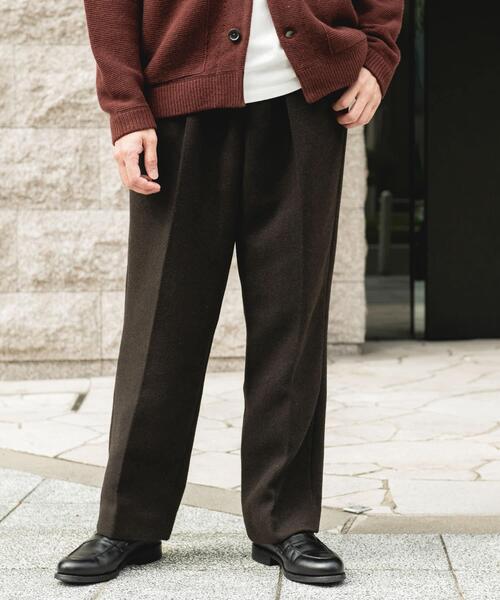 URBAN RESEARCH DOORS(アーバンリサーチドアーズ)の「『UR TECH』完声/暖 2タックワイドパンツ(その他パンツ・メンズ・ブラウン/チャコールグレー・SMALL/MEDIUM/LARGE)」の6枚目の写真