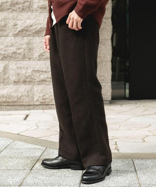 URBAN RESEARCH DOORS(アーバンリサーチドアーズ)の「『UR TECH』完声/暖 2タックワイドパンツ(その他パンツ・メンズ・ブラウン/チャコールグレー・SMALL/MEDIUM/LARGE)」の7枚目の写真