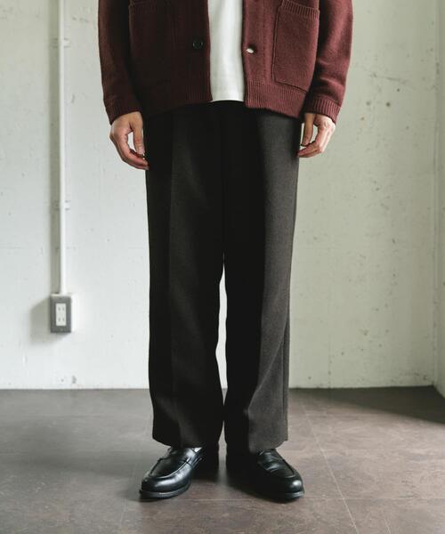 URBAN RESEARCH DOORS(アーバンリサーチドアーズ)の「『UR TECH』完声/暖 2タックワイドパンツ(その他パンツ・メンズ・ブラウン/チャコールグレー・SMALL/MEDIUM/LARGE)」の12枚目の写真