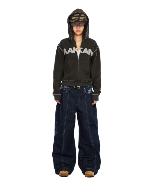 AAKAM(アーカム)の「Boucle Logo Zip-Up Hoodie (Khaki)(パーカー・レディース・その他・2/1)」の4枚目の写真