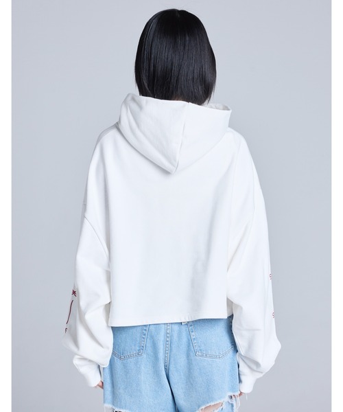 Little sunny bite（リトルサニーバイト）の「short ribbon sweat hoodie（パーカー・レディース・ブラック/ホワイト/ピンク・SMALL/MEDIUM）」の6枚目の写真