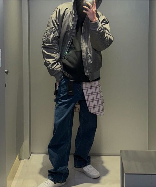 MUSINSA STANDARD（ムシンサスタンダード）の「デニムワイドカーペンターパンツ [ミディアムインディゴ]（デニムパンツ・メンズ・その他・40/31/33/26/27/28/29/38/42/36/34/32/30）」の9枚目の写真