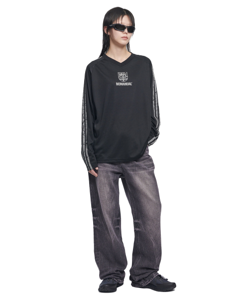 NOMANUAL(NOMANUAL)の「CRACKED LINE LONG SLEEVE UNIFORM - BLACK(Tシャツ/カットソー・レディース・その他・SMALL/MEDIUM/LARGE)」の6枚目の写真