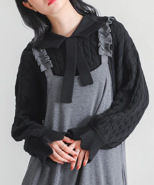 somari imagination(ソマリ イマジネーション)の「『スカラップセーラーケーブルニット』(ニット/セーター・レディース・レッド/ブラック・1/2)」の1枚目の写真