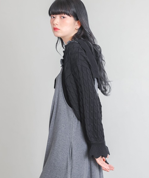 somari imagination(ソマリ イマジネーション)の「『スカラップセーラーケーブルニット』(ニット/セーター・レディース・レッド/ブラック・1/2)」の6枚目の写真