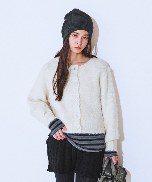 JEANASIS(ジーナシス)の「3Gリッチシャギーショートクルーニットカーディガン/629912(カーディガン/ボレロ・レディース・ブラウン系その他/チャコールグレー/オフホワイト/ライム・FREE)」の2枚目の写真