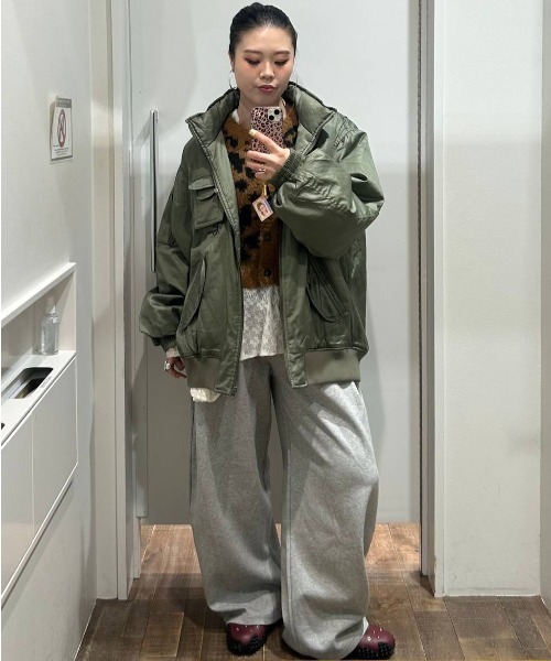 JEANASIS(ジーナシス)の「3Gリッチシャギーショートクルーニットカーディガン/629912(カーディガン/ボレロ・レディース・ブラウン系その他/チャコールグレー/オフホワイト/ライム・FREE)」の7枚目の写真