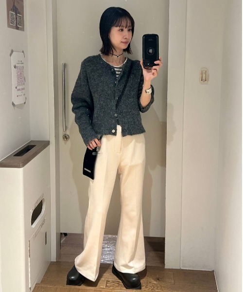 JEANASIS(ジーナシス)の「3Gリッチシャギーショートクルーニットカーディガン/629912(カーディガン/ボレロ・レディース・ブラウン系その他/チャコールグレー/オフホワイト/ライム・FREE)」の10枚目の写真