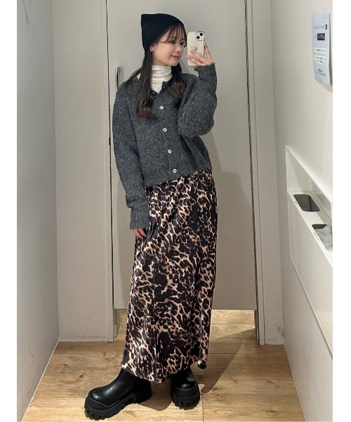 JEANASIS(ジーナシス)の「3Gリッチシャギーショートクルーニットカーディガン/629912(カーディガン/ボレロ・レディース・ブラウン系その他/チャコールグレー/オフホワイト/ライム・FREE)」の11枚目の写真