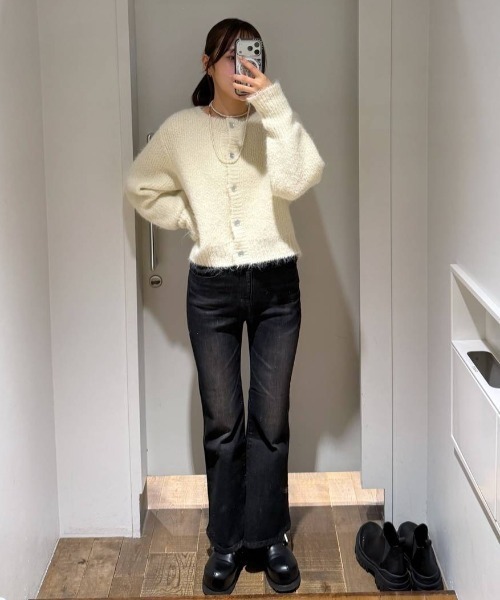 JEANASIS(ジーナシス)の「3Gリッチシャギーショートクルーニットカーディガン/629912(カーディガン/ボレロ・レディース・ブラウン系その他/チャコールグレー/オフホワイト/ライム・FREE)」の13枚目の写真