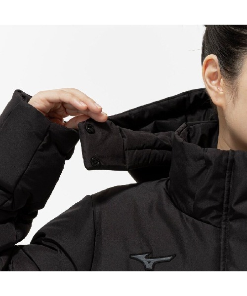 MIZUNO(ミズノ )の「ミズノ テックフィルブレスサーモロングコート(ダウンジャケット/コート・レディース・ブラック・S/M/L/XL)」の9枚目の写真