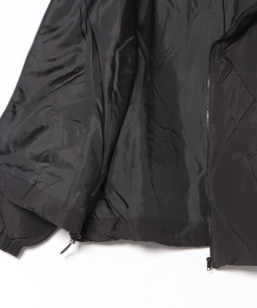 URBAN ISLAND SOCIETY(アーバンアイランドソサエティ)の「【URBAN ISLAND SOCIETY/アーバンアイランドソサエティ】UIS DIAMOND DOWN JACKET/ダウンジャケット キルティング オーバーサイズ(ダウンジャケット/コート・レディース・ブラック/ホワイト・FREE)」の6枚目の写真