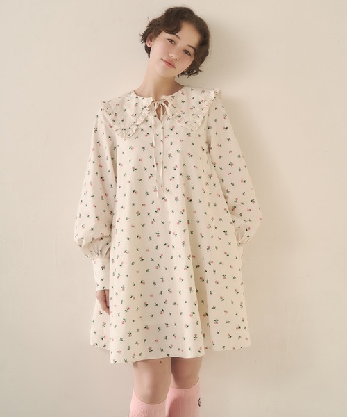 Cath Kidston（キャスキッドソン）の「セーラーミニワンピース Lace Springs（ワンピース・レディース・ダークグリーン/アイボリー・FREE）」の2枚目の写真