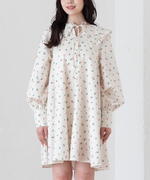 Cath Kidston（キャスキッドソン）の「セーラーミニワンピース Lace Springs（ワンピース・レディース・ダークグリーン/アイボリー・FREE）」の3枚目の写真