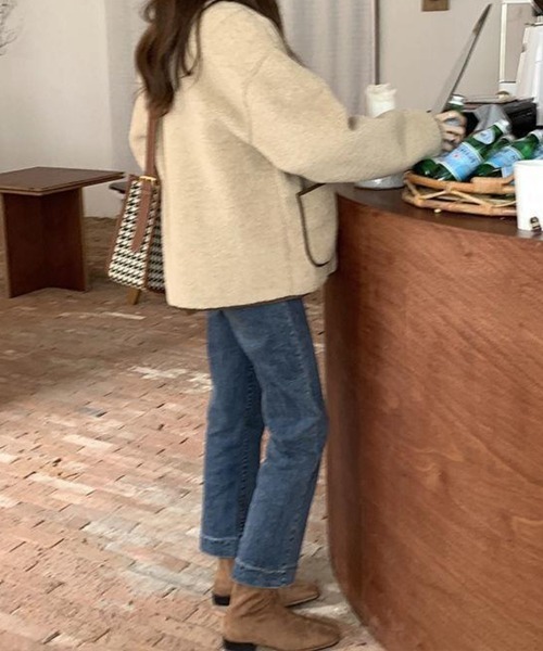 Flugge(フラッジー)の「ノーカラーボアジャケット(その他アウター・レディース・ベージュ/ブラック/アイボリー・LARGE/MEDIUM)」の5枚目の写真
