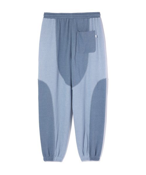 CRITIC（クリティック）の「INCISION PIGMENT JOGGER SWEATPANTS BLUE（スウェットパンツ・レディース・その他・LARGE/MEDIUM/SMALL/X-LARGE）」の2枚目の写真