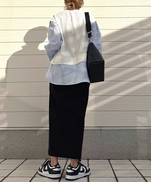 Q（キュー）の「ストライプシャツドッキングニット（ニット/セーター・レディース・ブラック/アイボリー・MEDIUM）」の20枚目の写真