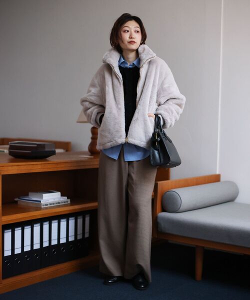 le.coeur blanc(ルクールブラン)の「フェイクファーブルゾン(ブルゾン・レディース・ブラウン/グレー/グレイッシュベージュ・38)」の20枚目の写真