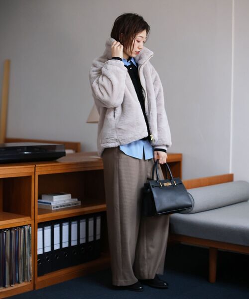 le.coeur blanc(ルクールブラン)の「フェイクファーブルゾン(ブルゾン・レディース・ブラウン/グレー/グレイッシュベージュ・38)」の21枚目の写真