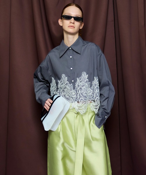 MAISON SPECIAL（メゾンスペシャル）の「Striped Lace Shirt/ワイドスカラップレースシャツ（シャツ/ブラウス・レディース・グレー/ブルー・FREE）」の7枚目の写真