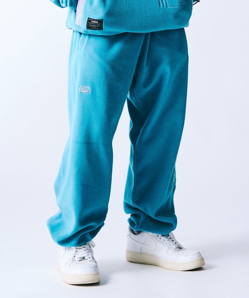reversal.dogi.design.works(リバーサル・ドーギ・デザイン・ワークス)の「<reversal/リバーサル>EMBROIDERY COLOR FLEECE PANTS(スウェットパンツ・メンズ・ターコイズブルー/ブラック/パープル・LARGE/MEDIUM/X-LARGE)」の2枚目の写真