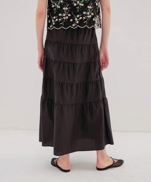 DRESSLAVE(ドレスレイブ)の「vintage washer tiered skirt(ヴィンテージワッシャーティアードスカート)(スカート・レディース・ブラック/ベージュ・38)」の4枚目の写真