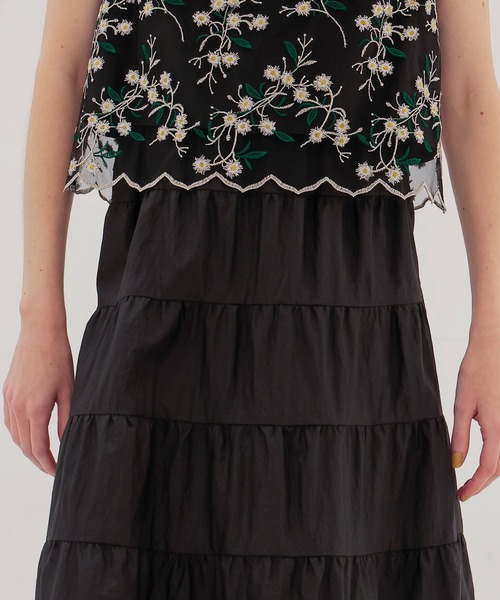 DRESSLAVE(ドレスレイブ)の「vintage washer tiered skirt(ヴィンテージワッシャーティアードスカート)(スカート・レディース・ブラック/ベージュ・38)」の5枚目の写真